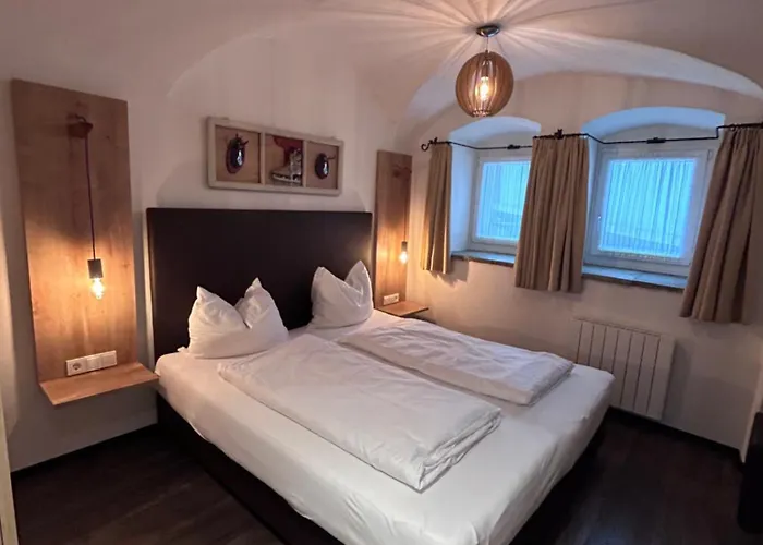 Bed & Breakfast Max Summercard Included