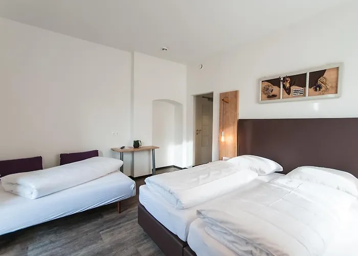 Max Summercard Included