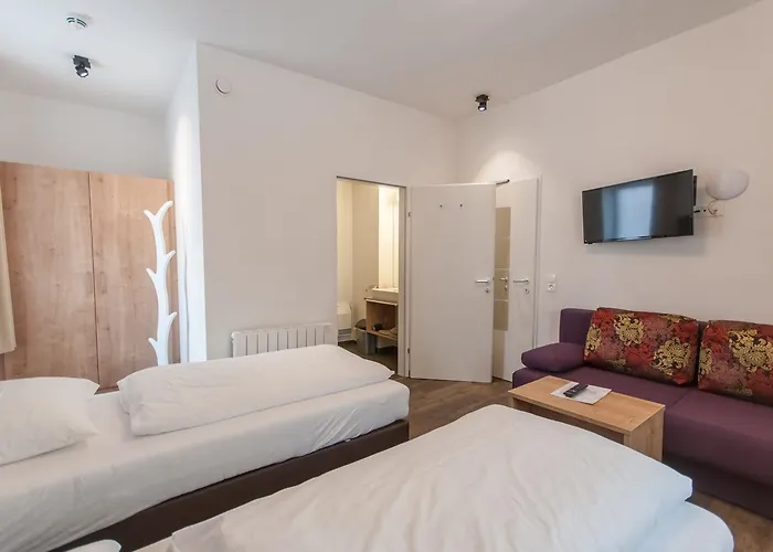 Max Summercard Included Bed & Breakfast