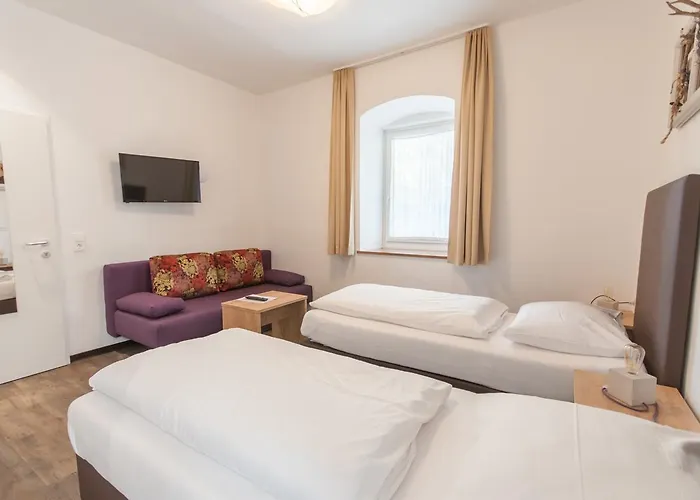 Bed & Breakfast Max Summercard Included Zell am See