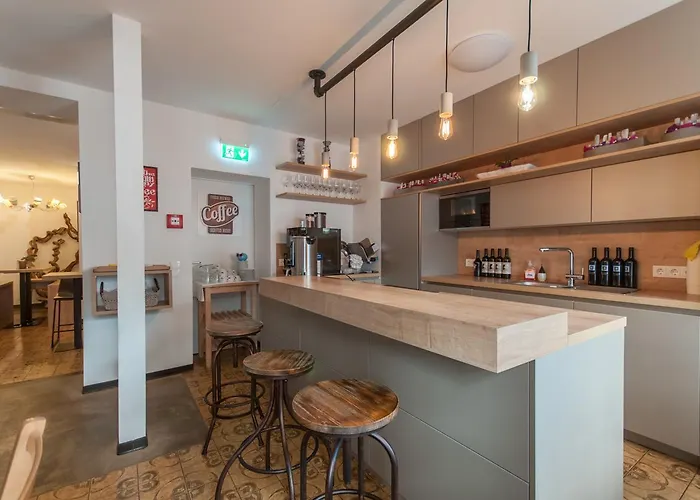 Max Summercard Included 3*