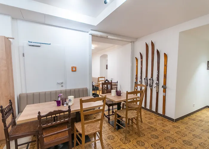 Bed & Breakfast Max Summercard Included 3*