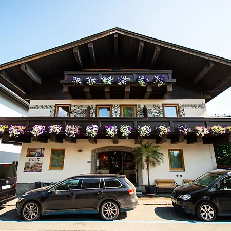 Bed & Breakfast Max Summercard Included Zell am See