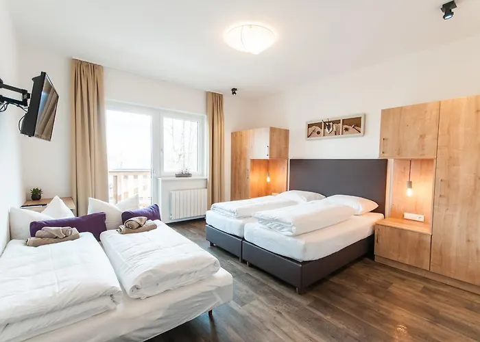 Bed & Breakfast Max Summercard Included Zell am See