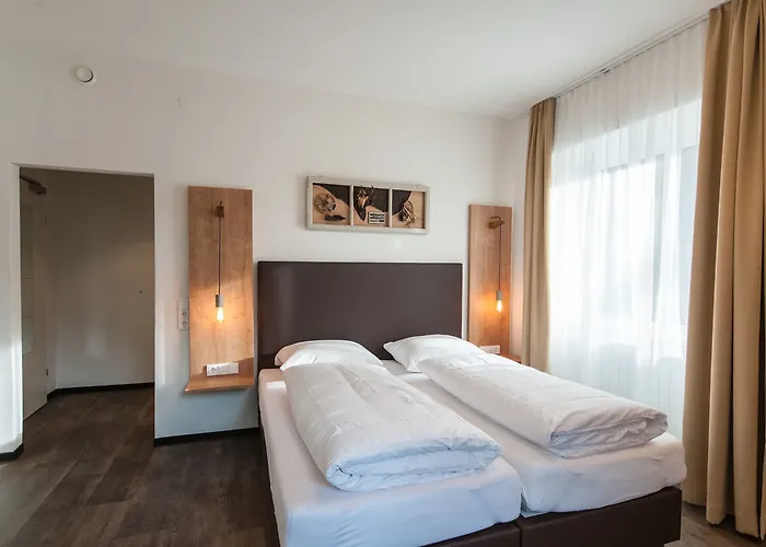 Bed & Breakfast Max Summercard Included Zell am See